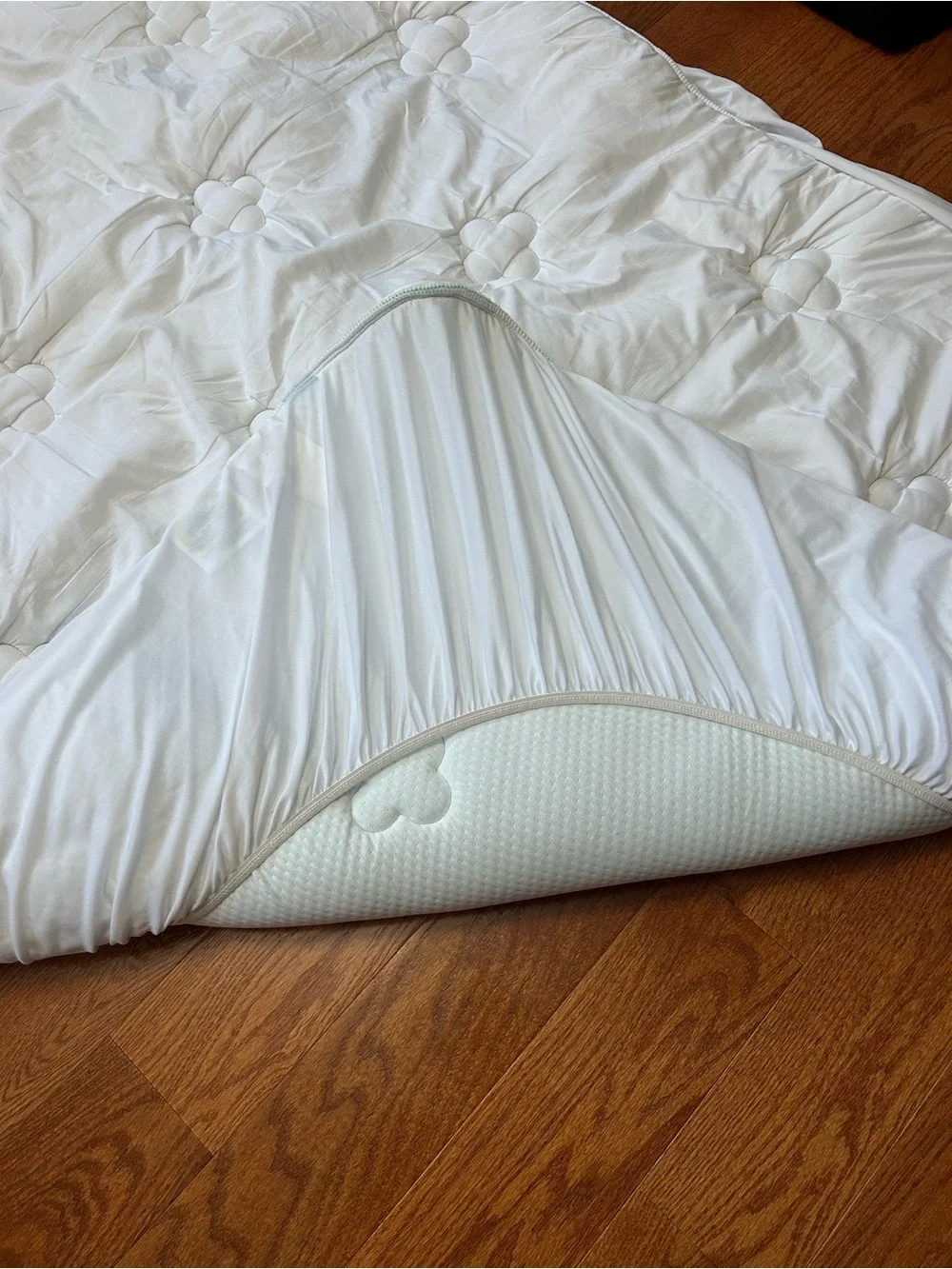 White Quilted Mattress Topper Pad - Plush Comfort